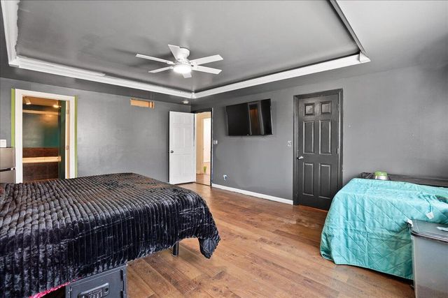 7540 W 92nd Avenue, Crown Point, IN 46307