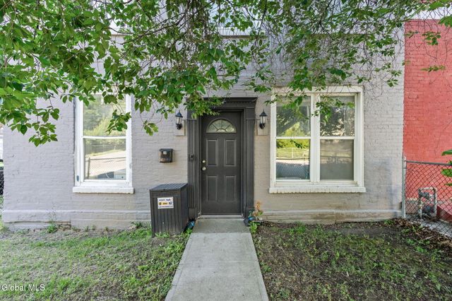 421 4th Street, Troy, NY 12180