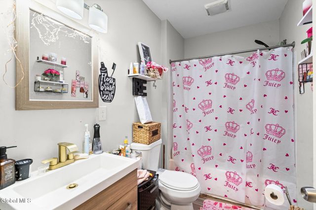 421 4th Street, Troy, NY 12180