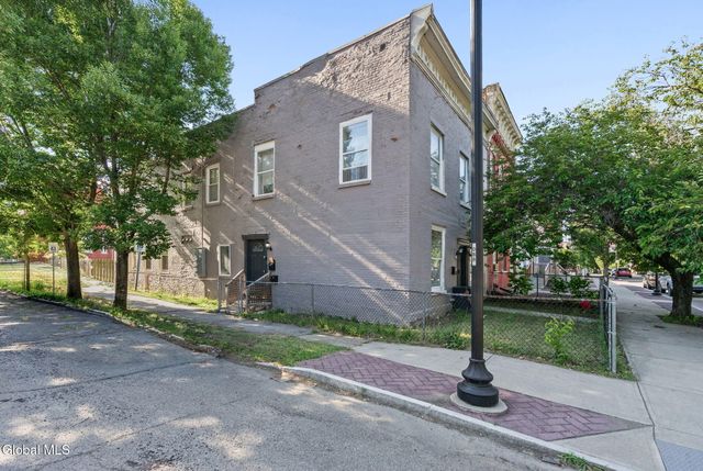 421 4th Street, Troy, NY 12180