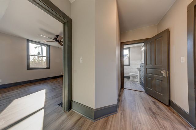 212 E Delaware Street, Evansville, IN 47711