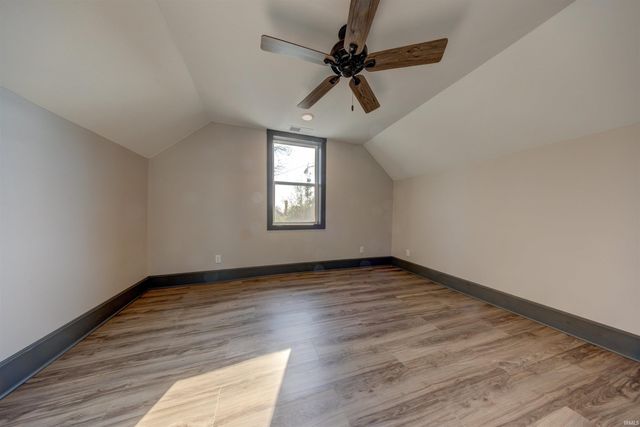 212 E Delaware Street, Evansville, IN 47711