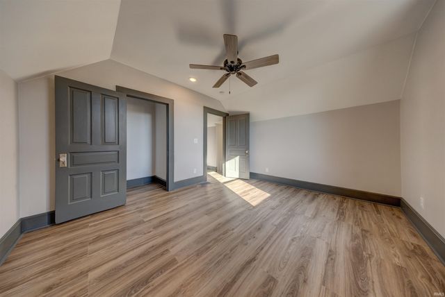 212 E Delaware Street, Evansville, IN 47711