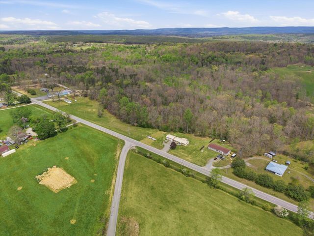 11328 Highway 150, Sequatchie, TN 37374