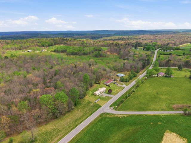 11328 Highway 150, Sequatchie, TN 37374