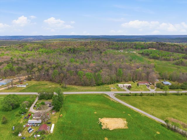 11328 Highway 150, Sequatchie, TN 37374