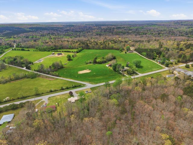 11328 Highway 150, Sequatchie, TN 37374
