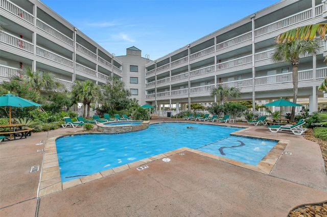 6102 Seawall Boulevard 133, Galveston, TX 77551