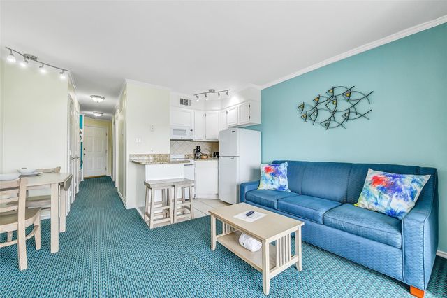 6102 Seawall Boulevard 133, Galveston, TX 77551