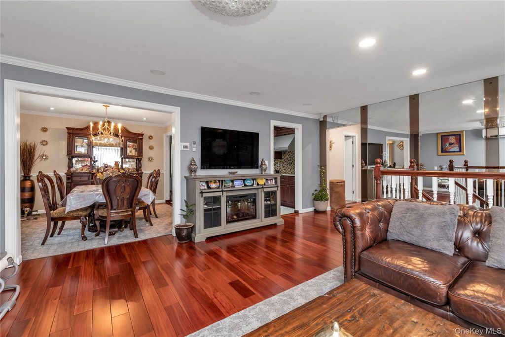 928 N Fletcher Avenue, Valley Stream, NY 11580 — photo 3