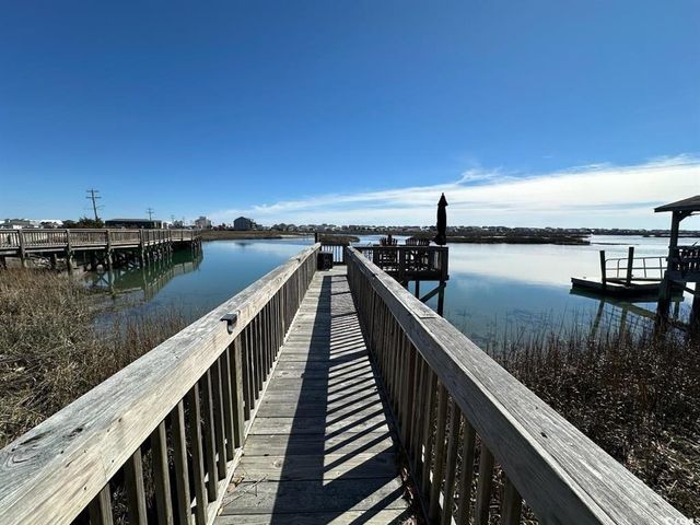 315 Inlet Rd., Garden City Beach, SC 29576