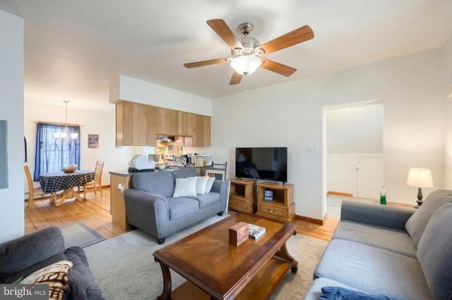 209 N 3RD ST, Hanover, PA 17331