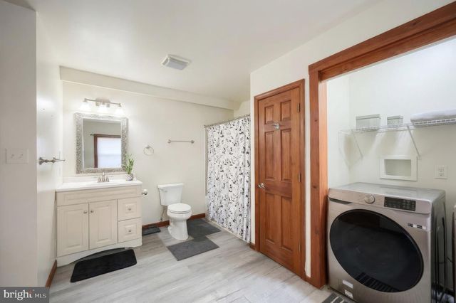 209 N 3RD ST, Hanover, PA 17331