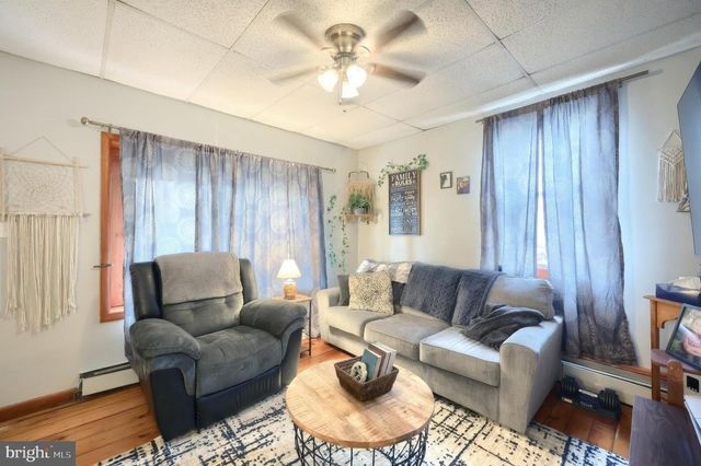 209 N 3RD ST, Hanover, PA 17331