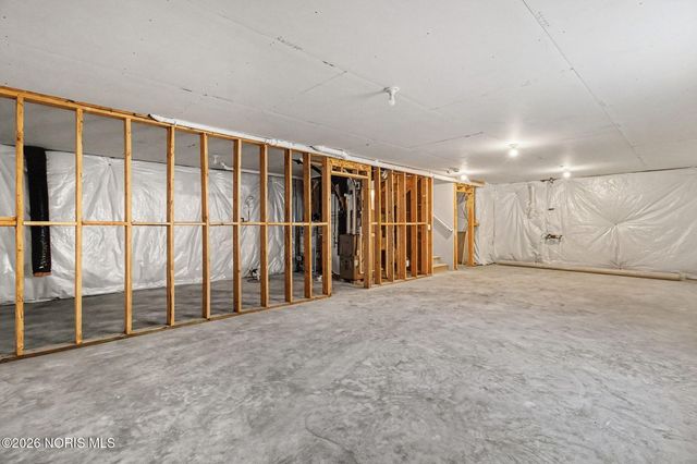 1066 Seneca Drive, Wauseon, OH 43567