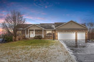 7526 Summer Breeze Trail, Oceola Township, MI 48843