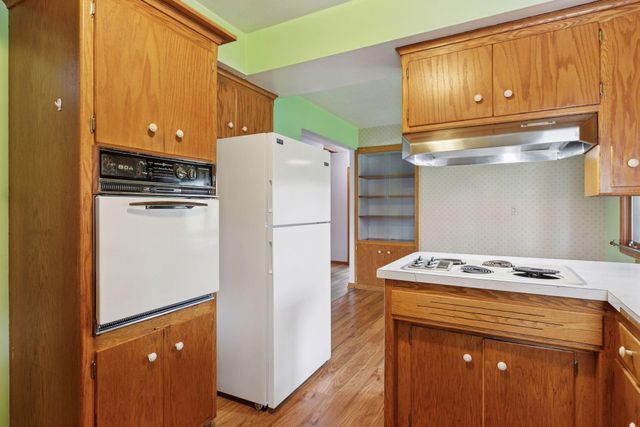 1434 8th Avenue S, South Saint Paul, MN 55075