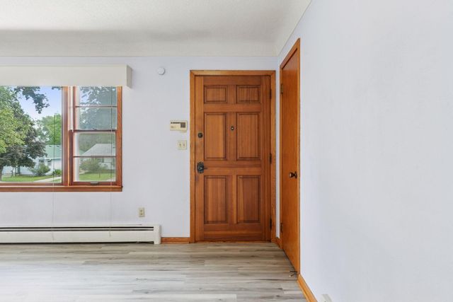 1434 8th Avenue S, South Saint Paul, MN 55075
