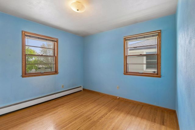 1434 8th Avenue S, South Saint Paul, MN 55075