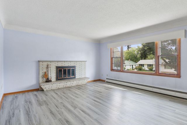 1434 8th Avenue S, South Saint Paul, MN 55075