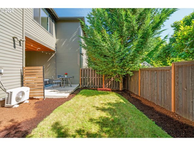 1905 Ne AINSWORTH St, Portland, OR 97211