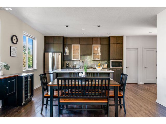 1905 Ne AINSWORTH St, Portland, OR 97211