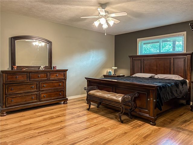 2630 Echo Hills Drive, Harrison, AR 72601