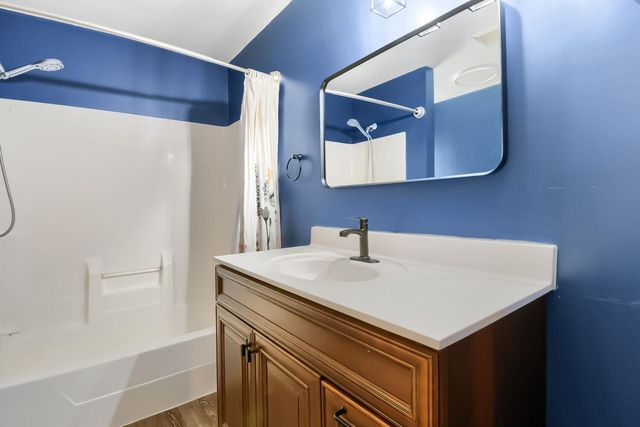 10439 Thrush Street NW, Coon Rapids, MN 55433