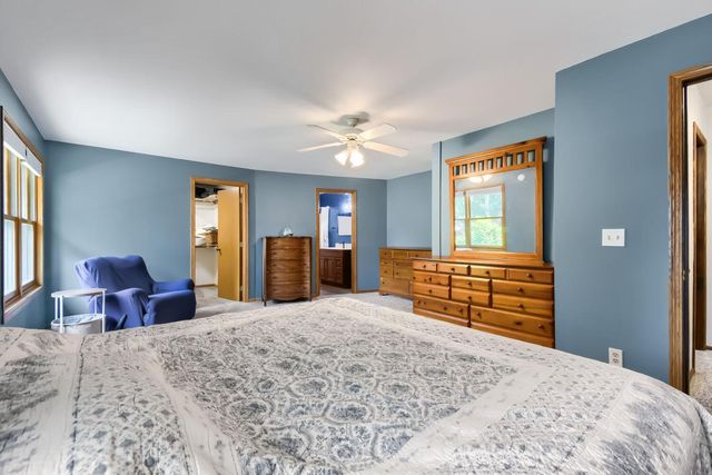 10439 Thrush Street NW, Coon Rapids, MN 55433