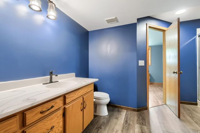10439 Thrush Street NW, Coon Rapids, MN 55433