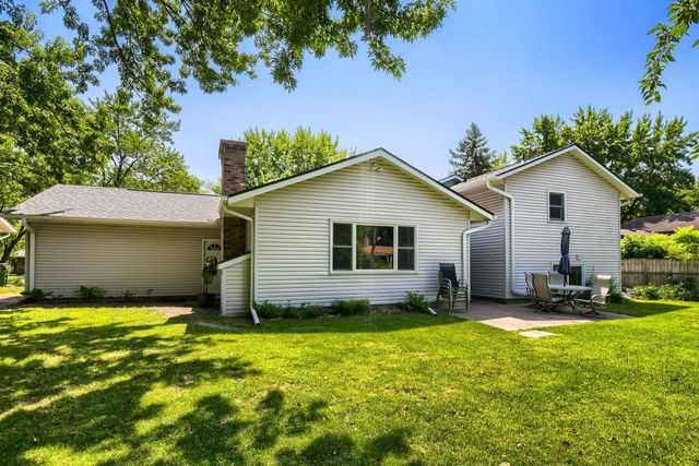 10439 Thrush Street NW, Coon Rapids, MN 55433