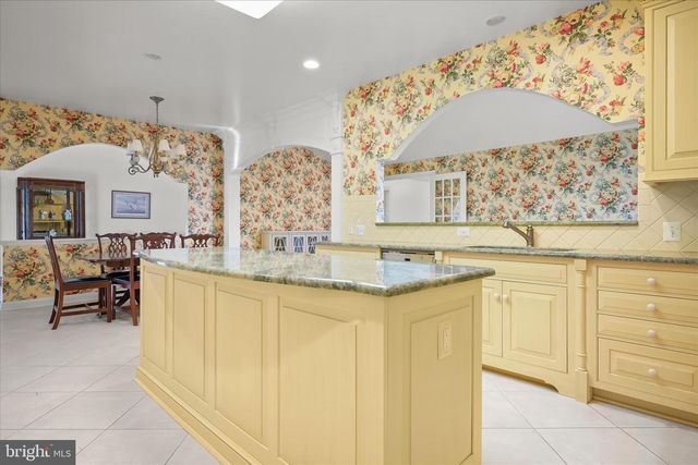 16412 HILLCROFT DR, Rockville, MD 20853