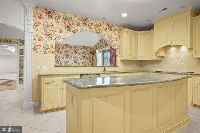 16412 HILLCROFT DR, Rockville, MD 20853