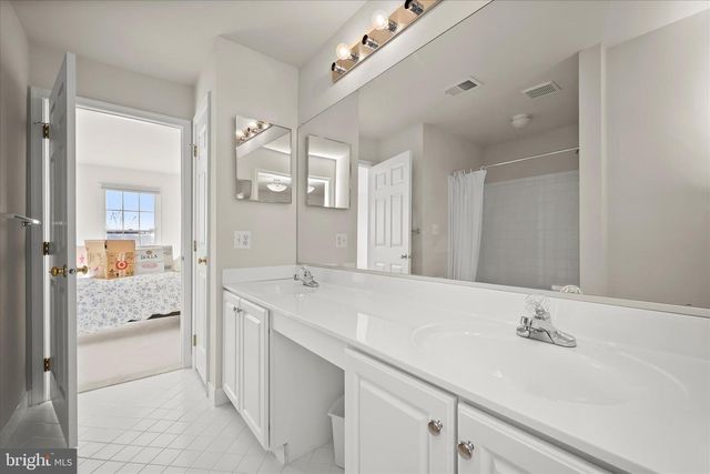 16412 HILLCROFT DR, Rockville, MD 20853