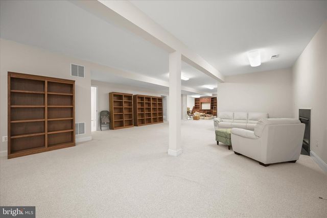 16412 HILLCROFT DR, Rockville, MD 20853