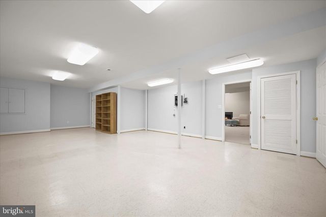 16412 HILLCROFT DR, Rockville, MD 20853