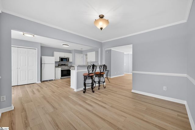 507 Fairview Lake Way, Simpsonville, SC 29680