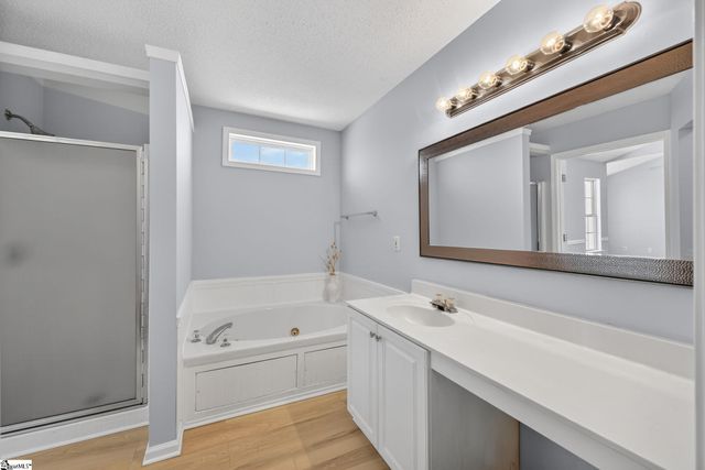 507 Fairview Lake Way, Simpsonville, SC 29680