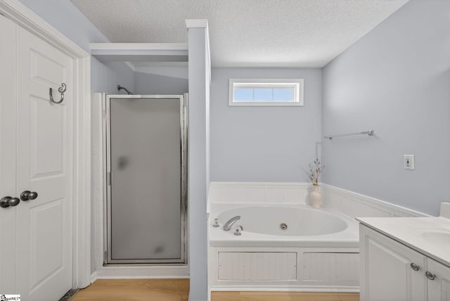 507 Fairview Lake Way, Simpsonville, SC 29680