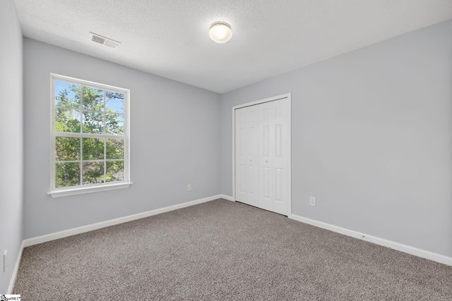 507 Fairview Lake Way, Simpsonville, SC 29680