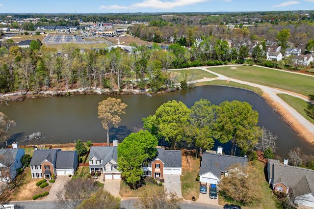 507 Fairview Lake Way, Simpsonville, SC 29680