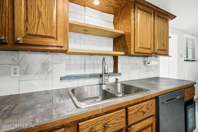 1261 CHICKASAW Court, Orange Park, FL 32065