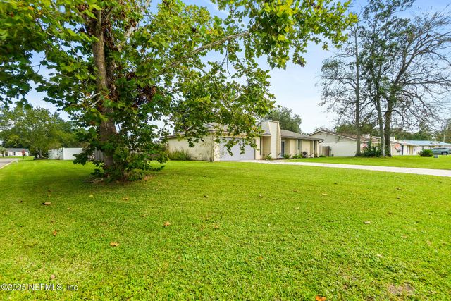 1261 CHICKASAW Court, Orange Park, FL 32065