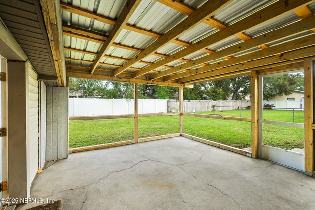1261 CHICKASAW Court, Orange Park, FL 32065