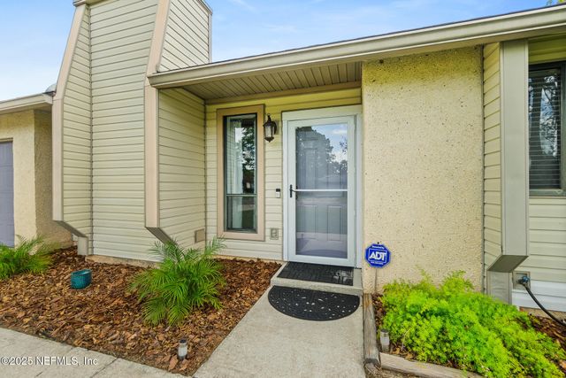 1261 CHICKASAW Court, Orange Park, FL 32065