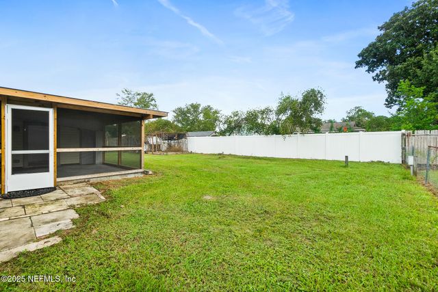 1261 CHICKASAW Court, Orange Park, FL 32065