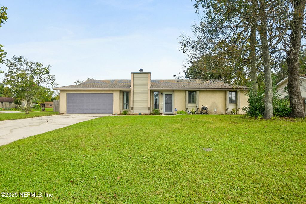 1261 CHICKASAW Court, Orange Park, FL 32065