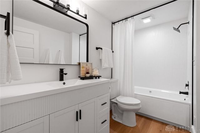 805 E Linden Avenue, Miamisburg, OH 45342