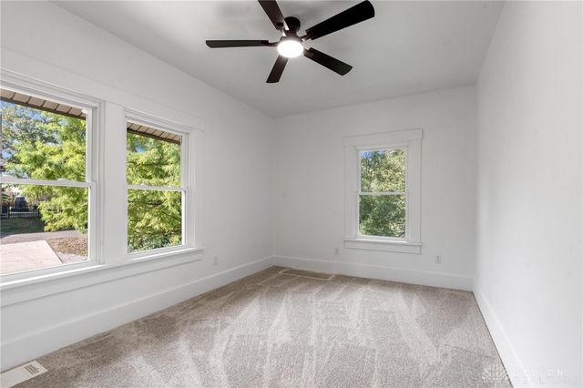 805 E Linden Avenue, Miamisburg, OH 45342