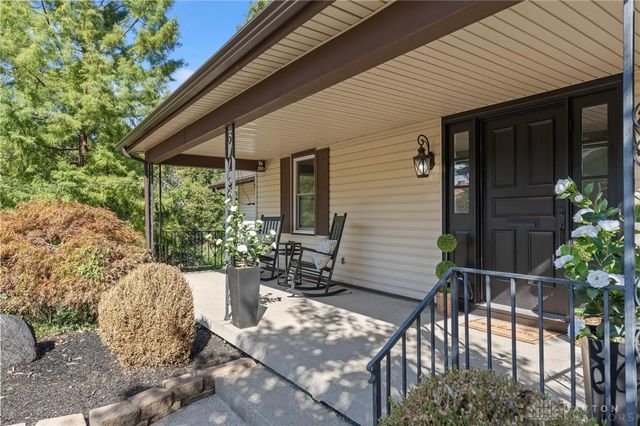 805 E Linden Avenue, Miamisburg, OH 45342